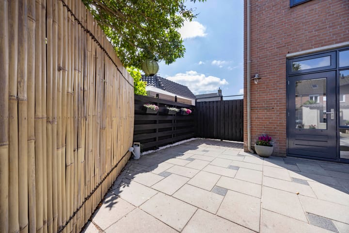 Foto 19 van Kruisboogstraat 4