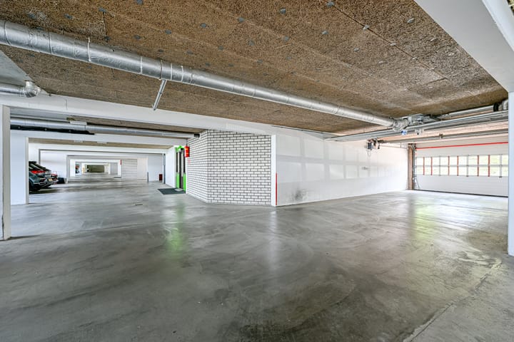 Photo 38 of Veermonde 15