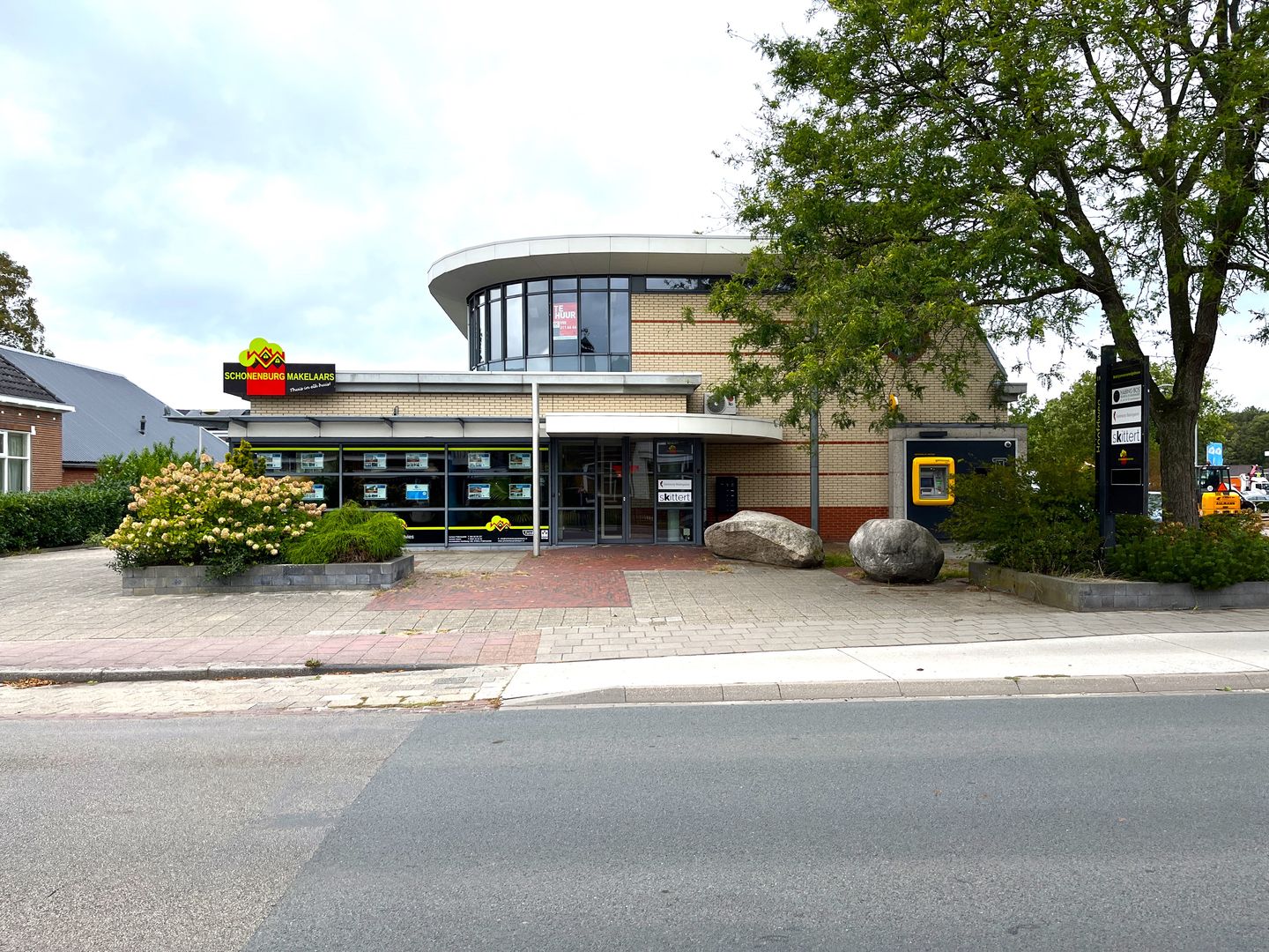 View photo 1 of Hoofdweg 190