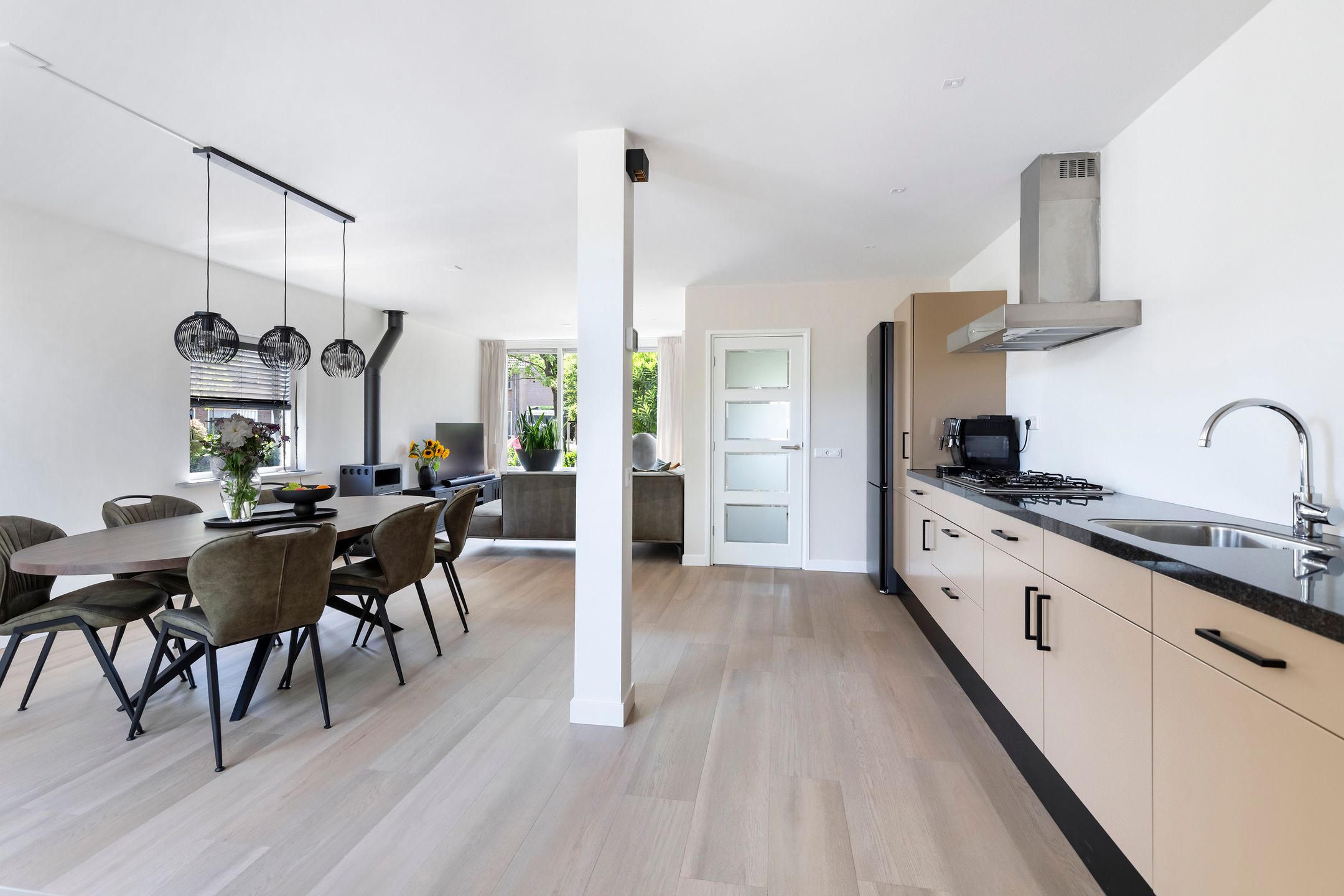 Foto 18 van Rozenstraat 61