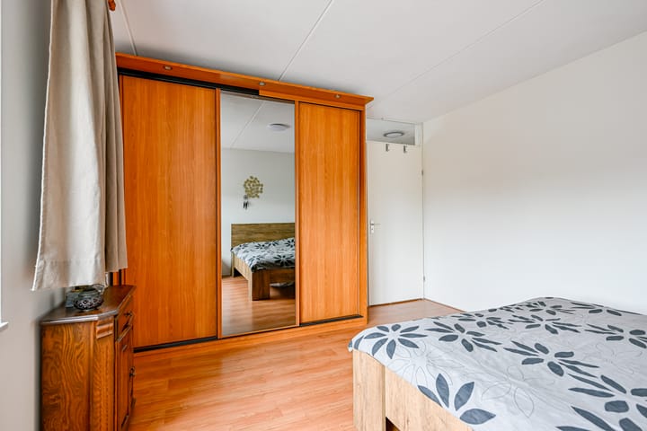 Foto 16 van Koperwiek 12