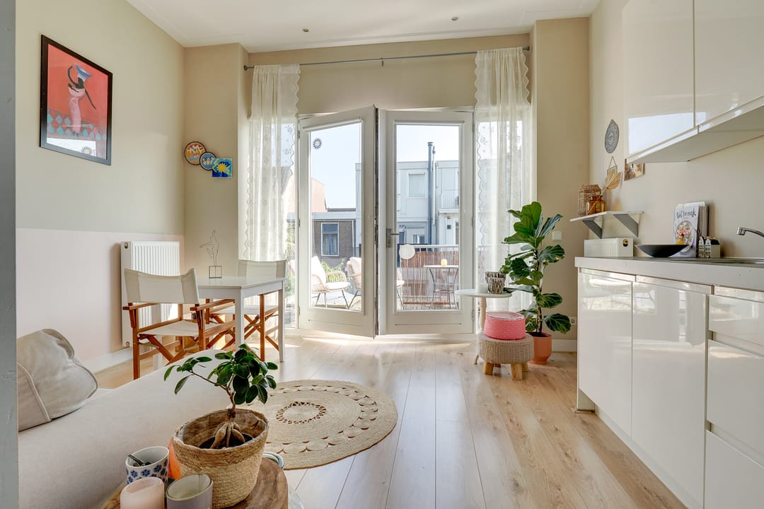 Photo 2 of Amaliastraat 61-A