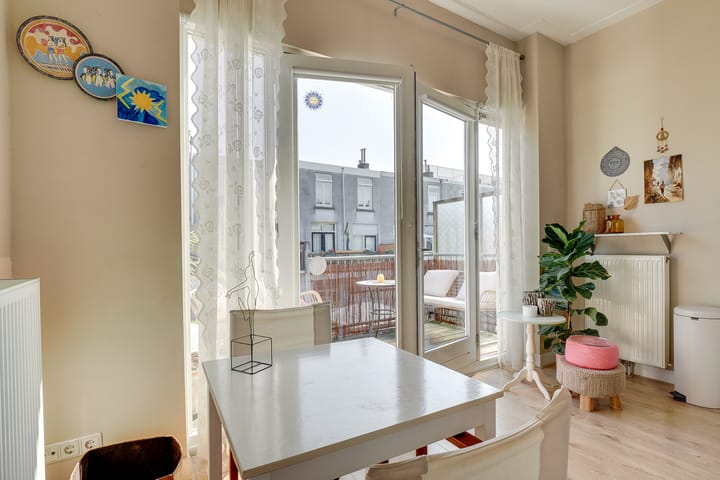 Foto 8 van Amaliastraat 61-A