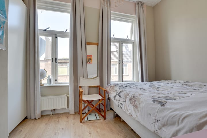 Foto 14 van Amaliastraat 61-A