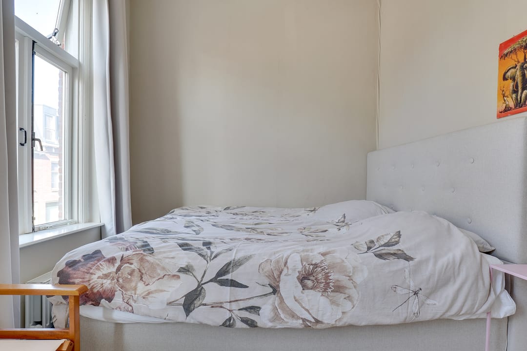 Photo 16 of Amaliastraat 61-A