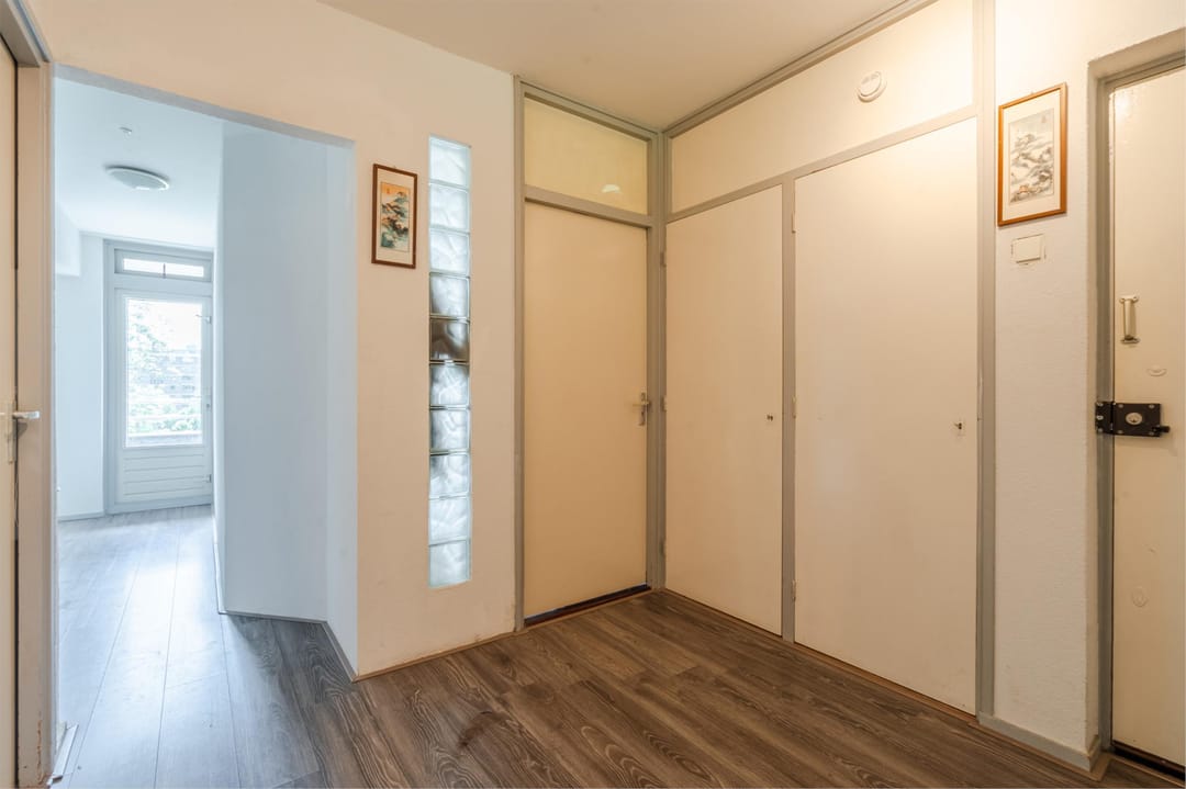 Foto 7 van Van Bassenstraat 110