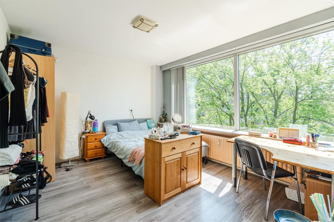 Foto 17 van Van Bassenstraat 110