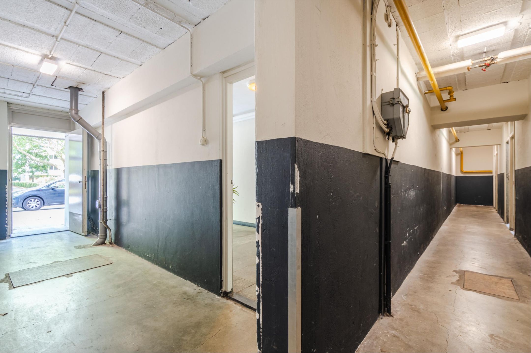 Foto 33 van Van Bassenstraat 110