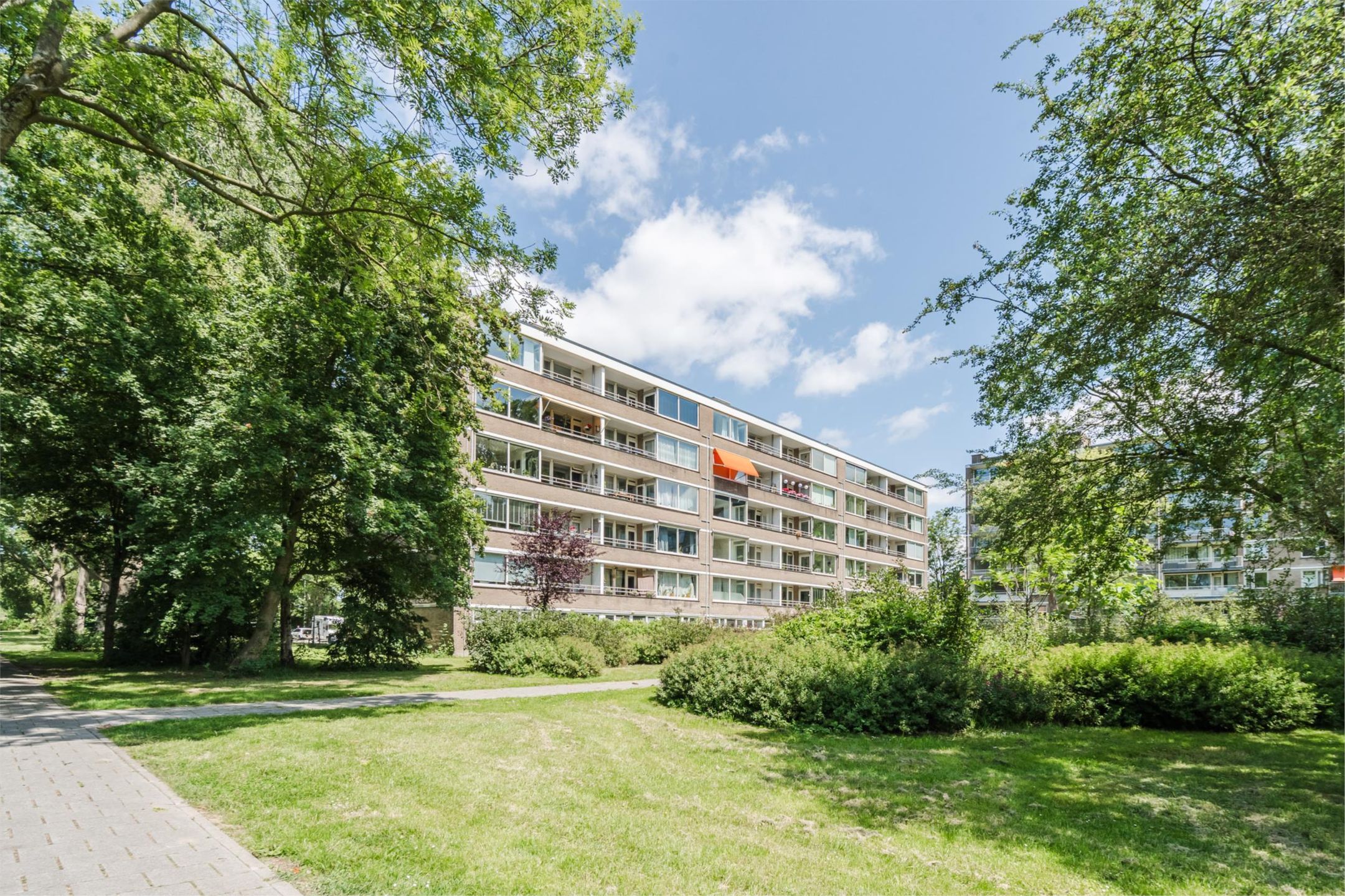 Foto 39 van Van Bassenstraat 110