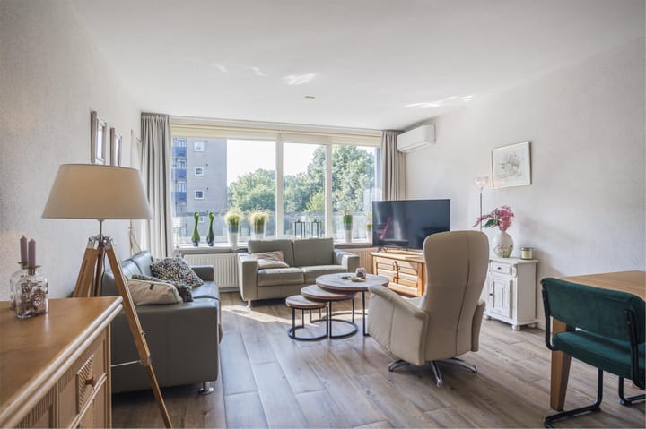 Foto 17 van Mozartstraat 230