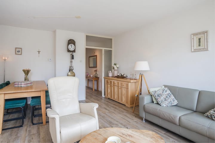 Foto 19 van Mozartstraat 230