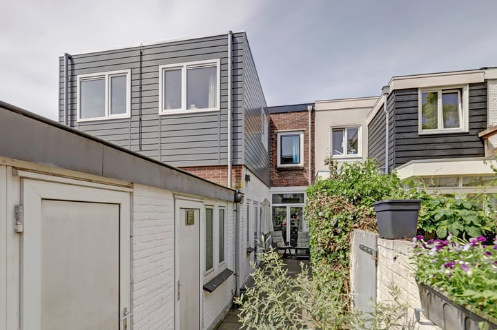 Foto 16 van Bonistraat 8