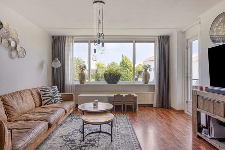 Foto 3 van Schout van Raesfeltstraat 17