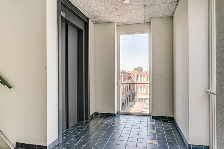 Foto 2 van Molukkenstraat 35