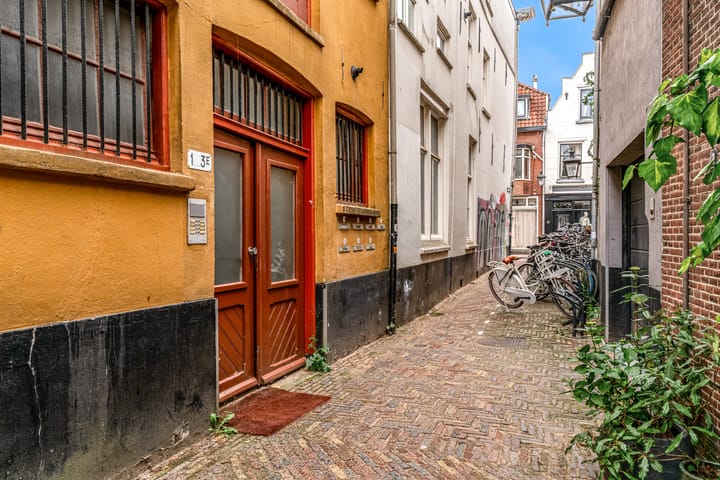 Foto 3 van Doelenstraat 1