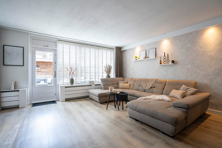 Foto 9 van Rossinisingel 13