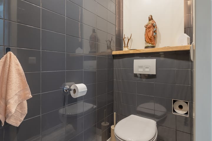 Photo 24 of Stationsweg 51