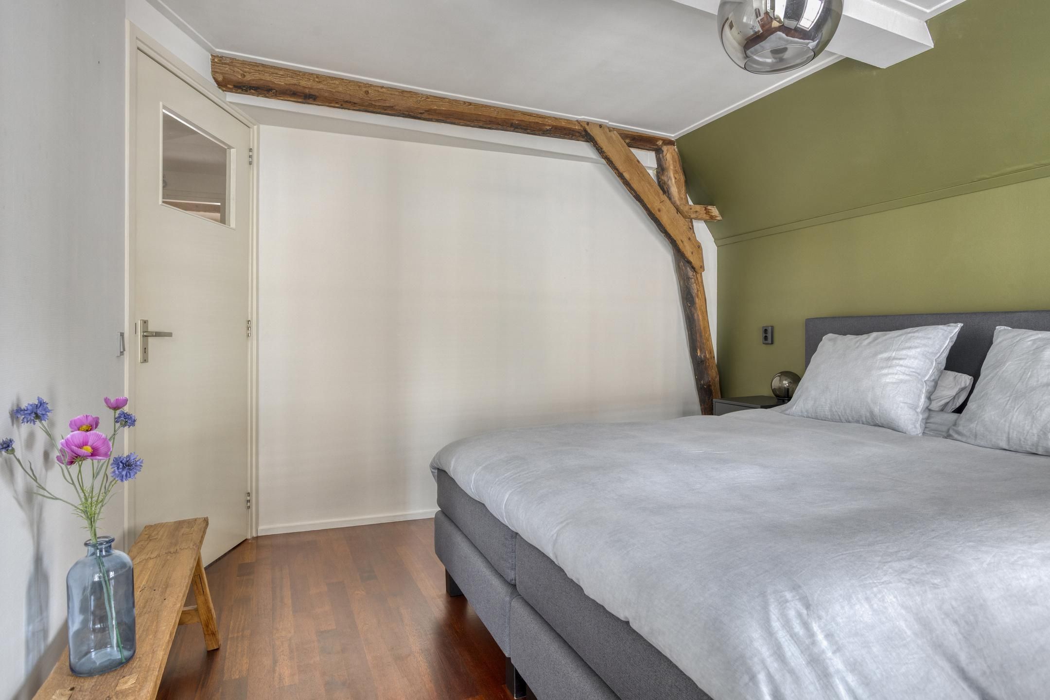 Foto 15 van Boven Nieuwstraat 5-01