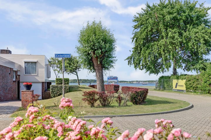 Photo 7 of Cederlaan 12