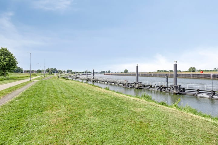 Foto 33 van Sluisstraat 2