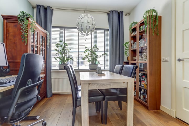 Photo 3 of Vazalstraat 9