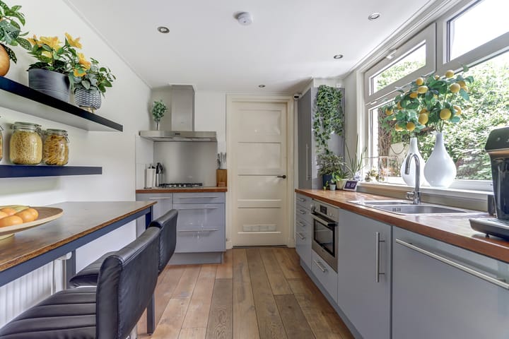 Photo 8 of Vazalstraat 9