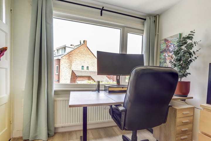 Photo 22 of Vazalstraat 9