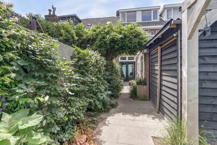 Photo 32 of Vazalstraat 9