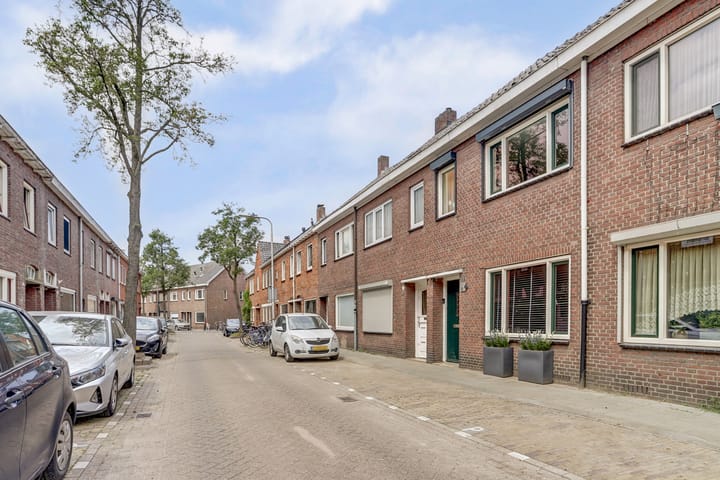 Photo 34 of Vazalstraat 9