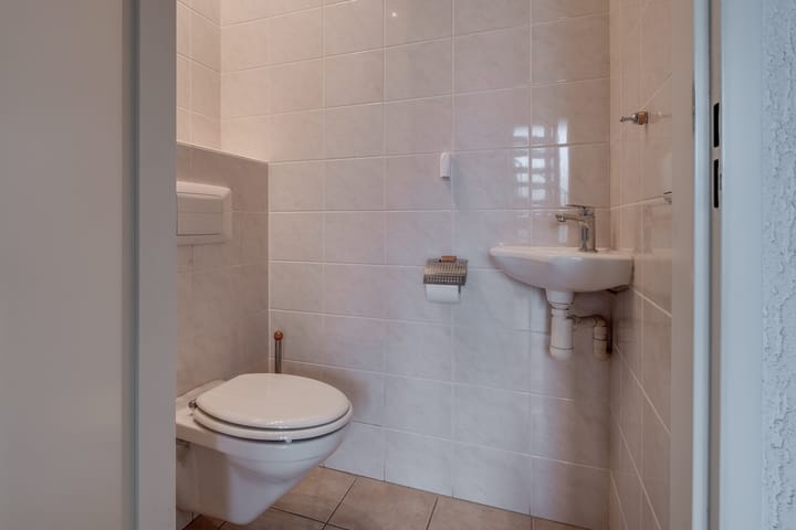 Foto 11 van Van Tuyll van Serooskerkenweg 36