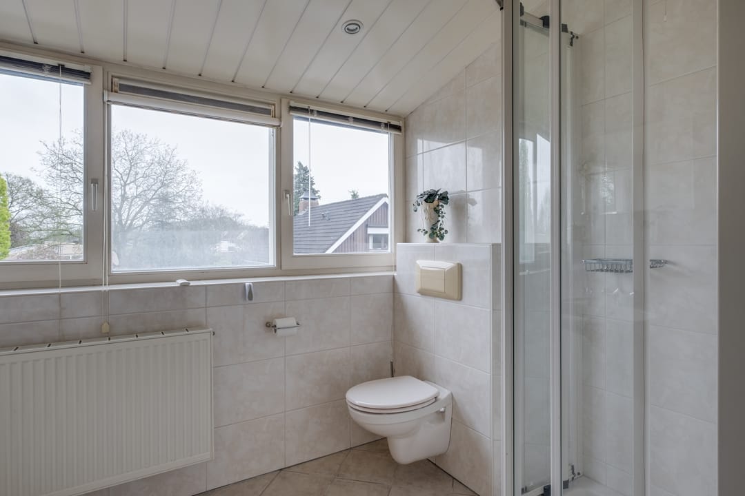 Foto 22 van Van Tuyll van Serooskerkenweg 36