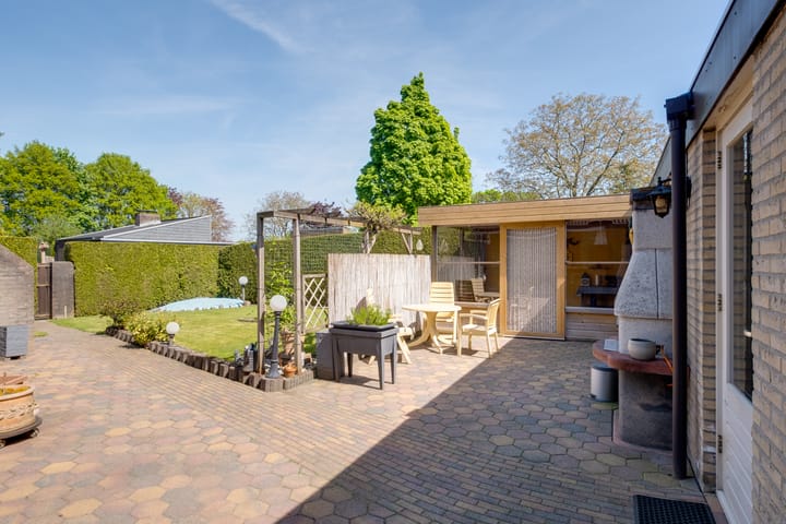 Foto 29 van Van Tuyll van Serooskerkenweg 36