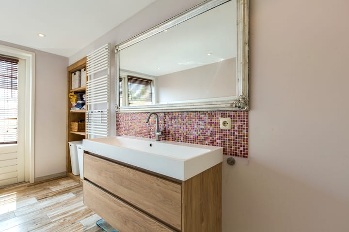 Foto 22 van van Naeldwijcklaan 26