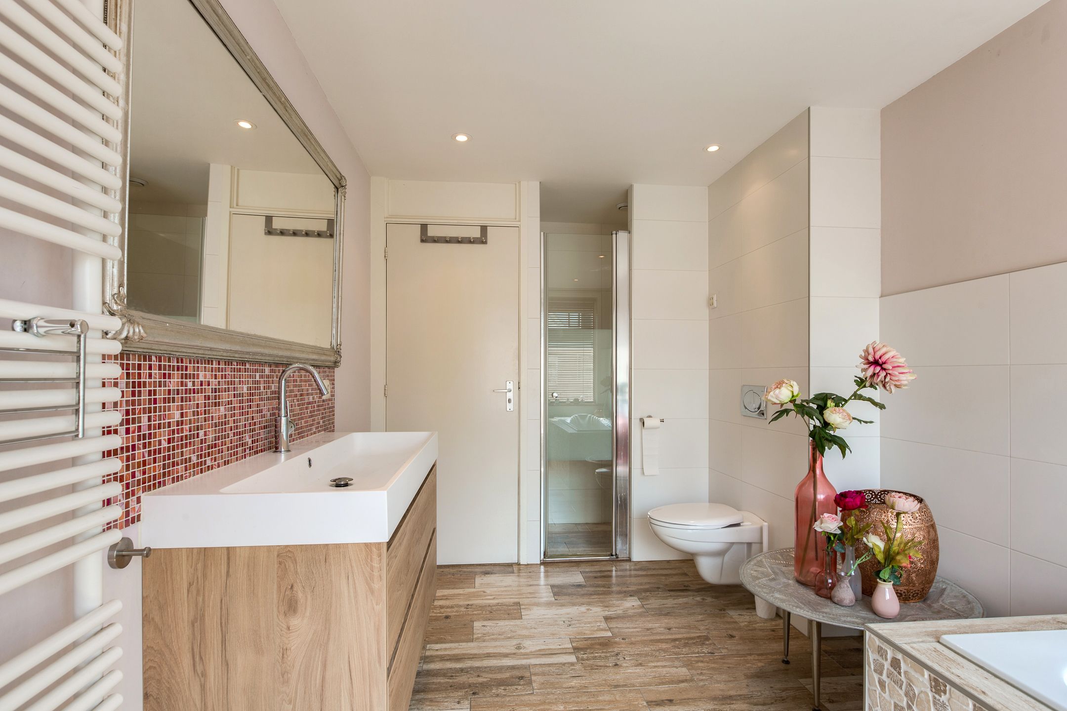 Foto 24 van van Naeldwijcklaan 26