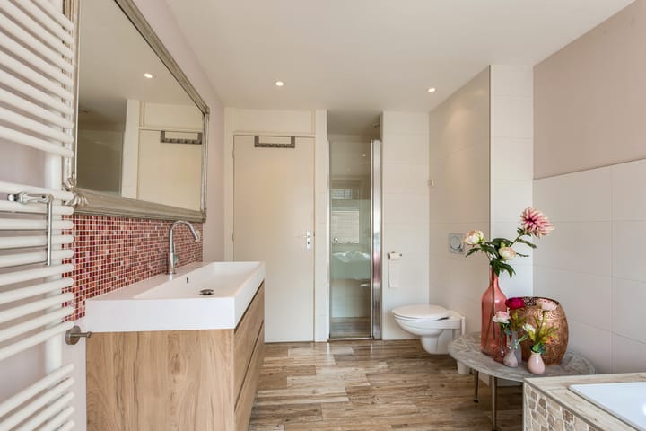 Foto 24 van van Naeldwijcklaan 26