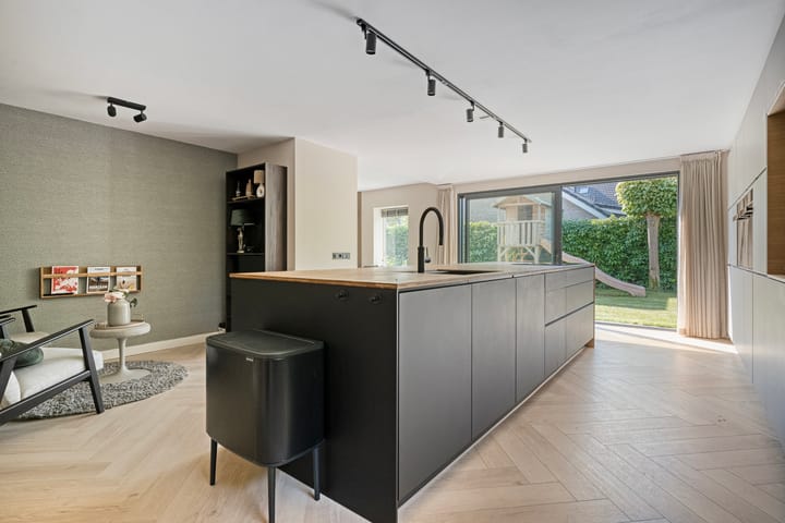 Foto 20 van Henri Dunantstraat 11