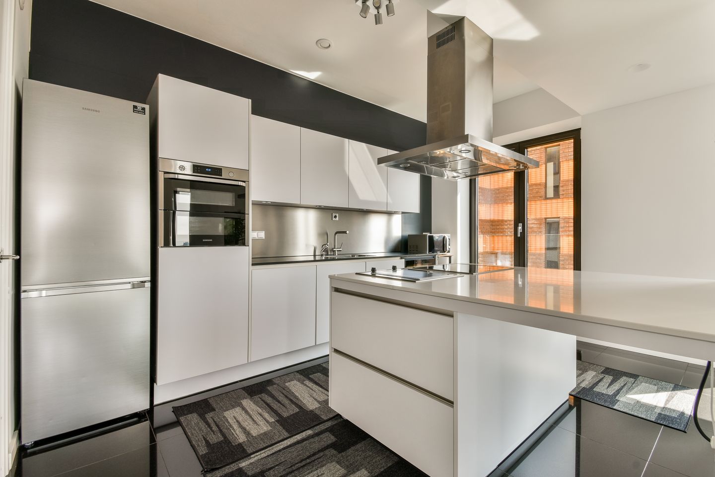 Foto 5 van Gustav Mahlerplein 209