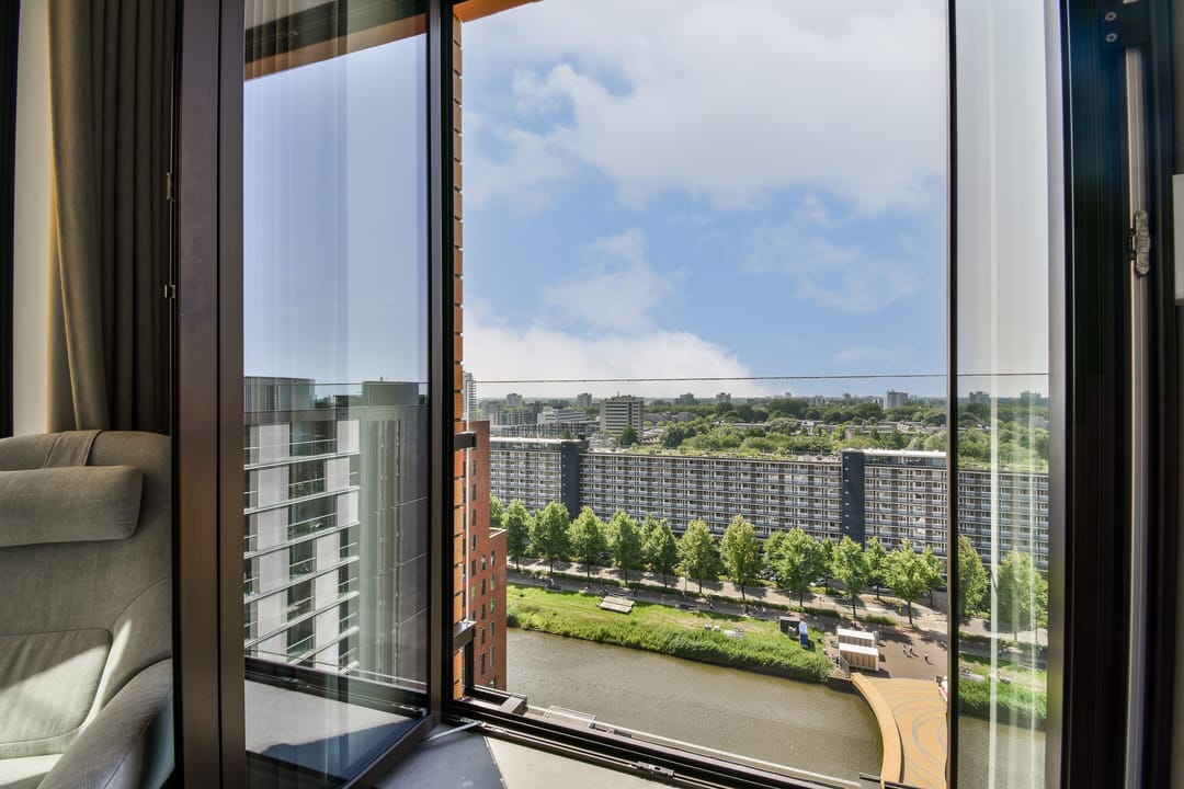 Foto 11 van Gustav Mahlerplein 209