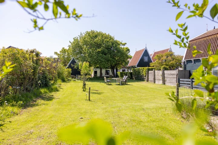 Foto 2 van De Ruyterstraat 106