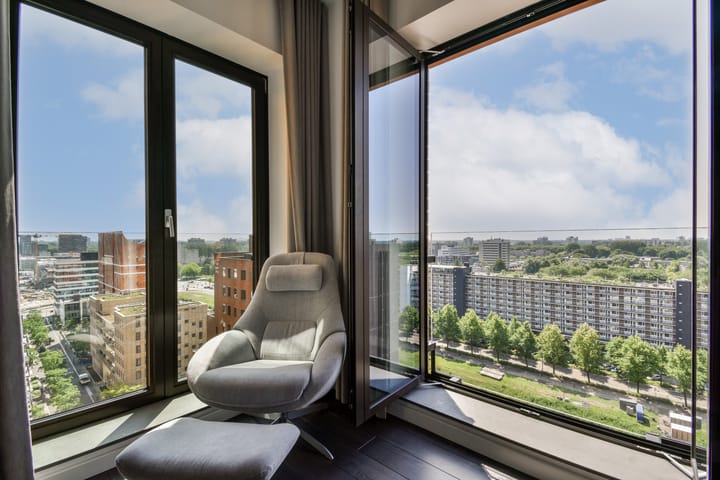 Foto 10 van Gustav Mahlerplein 209