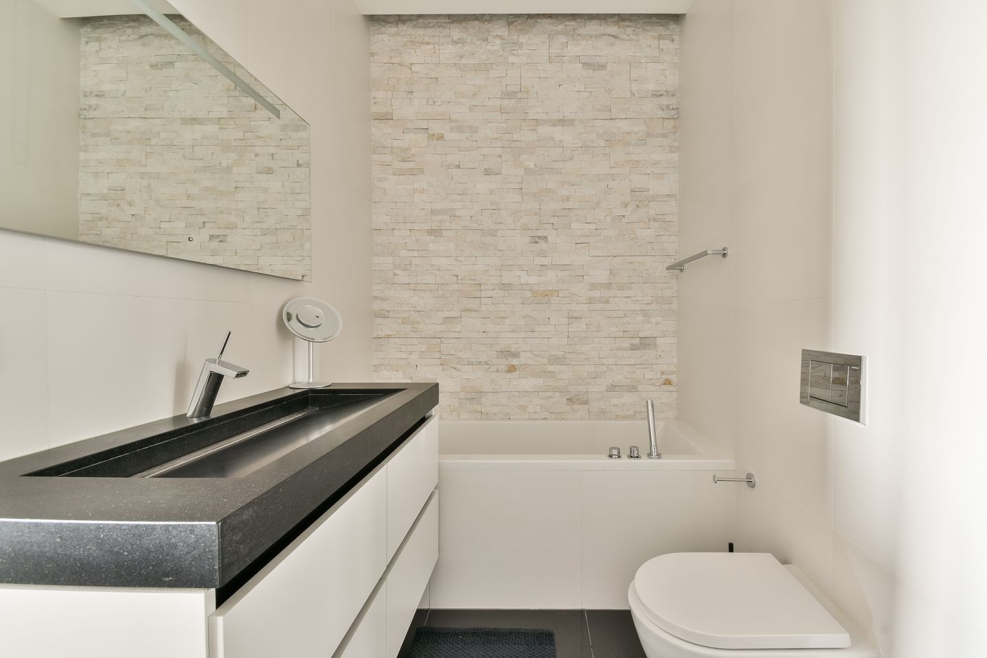 Foto 14 van Gustav Mahlerplein 209