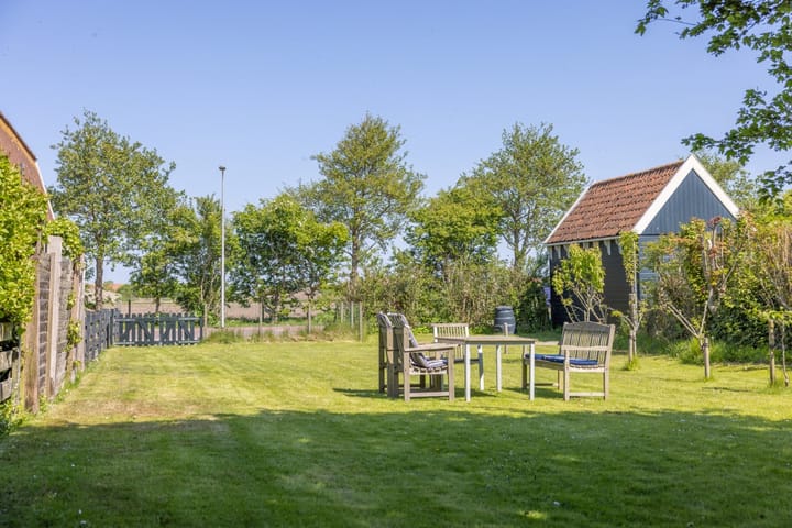 Foto 42 van De Ruyterstraat 106