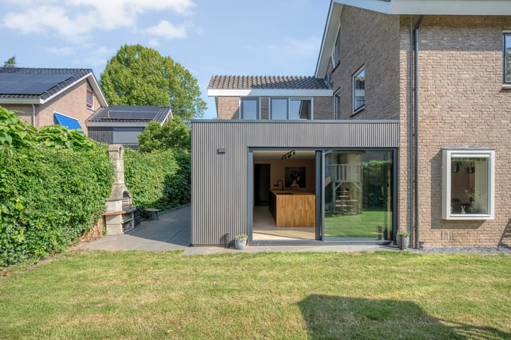 Foto 46 van Henri Dunantstraat 11