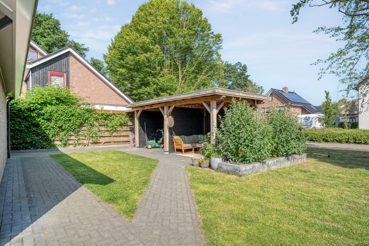 Foto 48 van Henri Dunantstraat 11