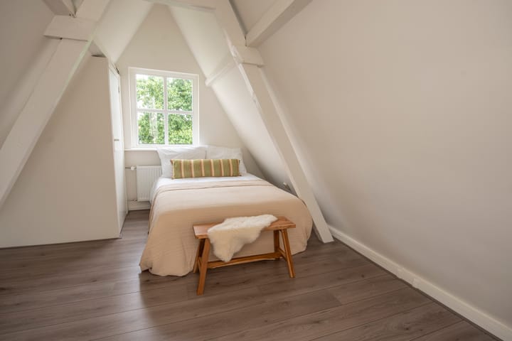 Foto 21 van Hogewoerd 138-B