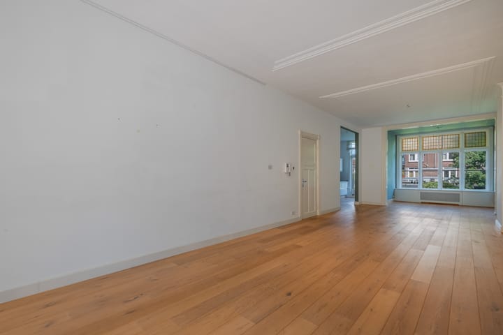 Foto 17 van Van Boetzelaerlaan 65-A