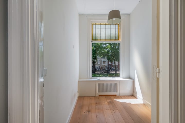 Foto 34 van Van Boetzelaerlaan 65-A