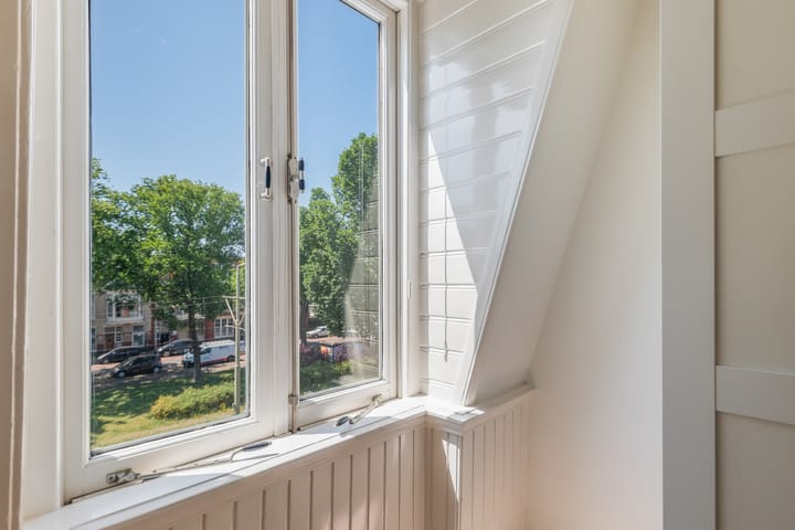 Foto 61 van Van Boetzelaerlaan 65-A