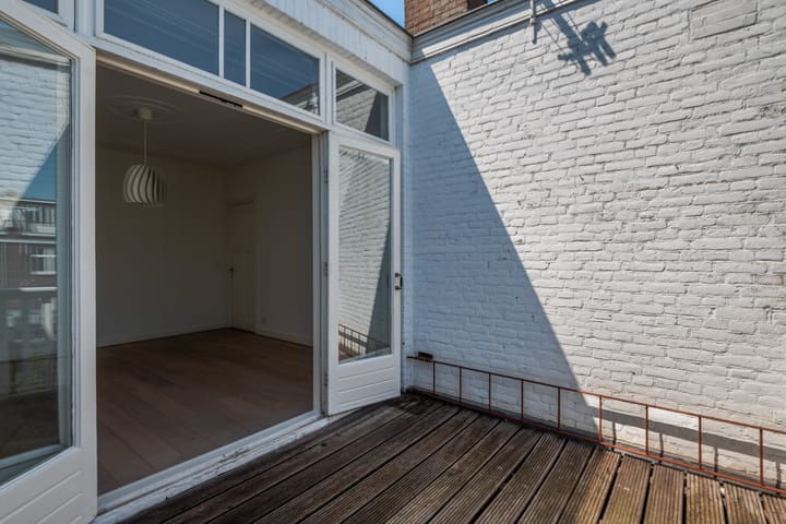 Foto 58 van Van Boetzelaerlaan 65-A