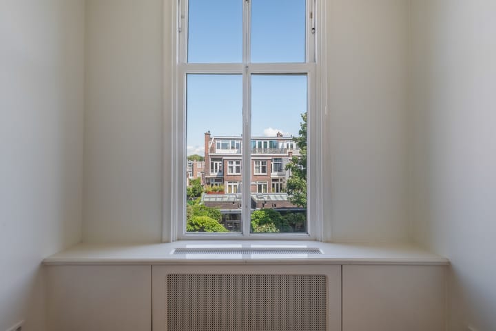 Foto 66 van Van Boetzelaerlaan 65-A